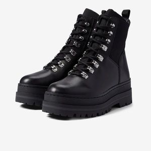 Marc Fisher Ml Plune  Platform Boots